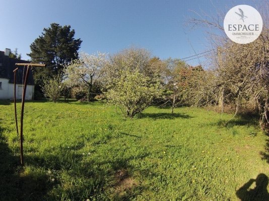 À vendre à Concarneau terrain hors lotissement de 745 m²