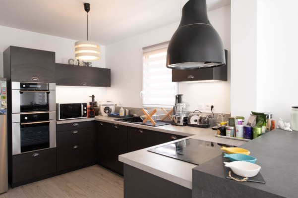 A vendre à Concarneau maison contemporaine de 6 pièces proche de la voie verte et des commerces