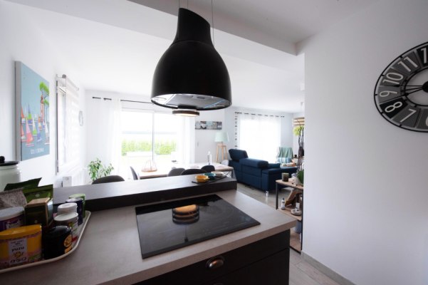 A vendre à Concarneau maison contemporaine de 6 pièces proche de la voie verte et des commerces