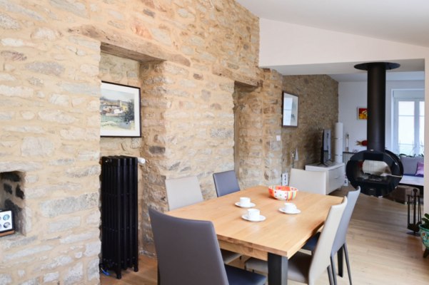 A vendre à Concarneau au centre-ville maison rénovée avec grande terrasse