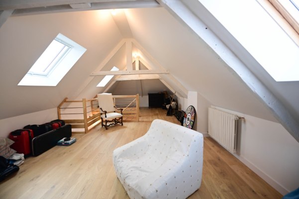 A vendre à Concarneau au centre-ville maison rénovée avec grande terrasse