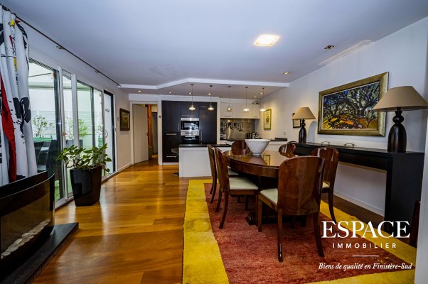 A Concarneau face à la mer appartement de 154 m² avec grande terrasse, garage double et cave