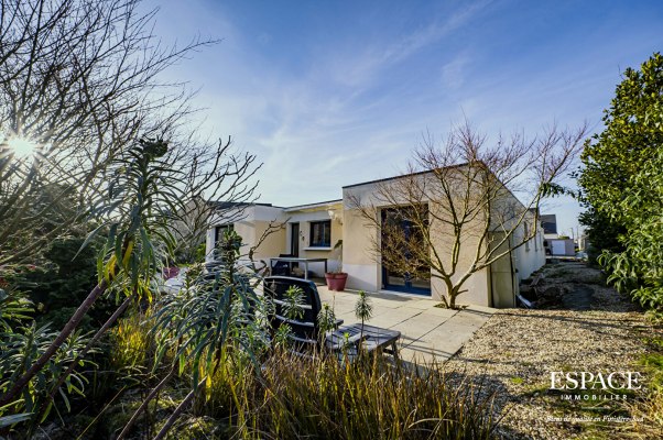 Trégunc maison contemporaine de plain-pied proche des plages