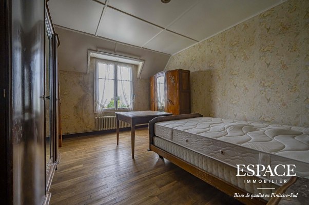 PONT-AVEN Maison de campagne à rénover sur un terrain de 12 153 m²