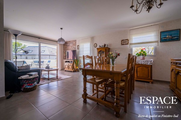 Concarneau appartement récent 91 m2 avec grand balcon de 14 m² et garage double