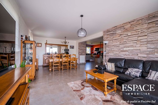 Concarneau appartement récent 91 m2 avec grand balcon de 14 m² et garage double