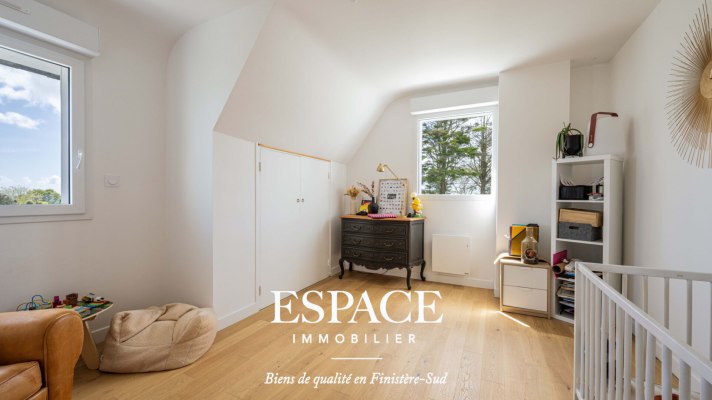 A vendre à deux pas de la plage des Sables Blancs - belle maison familiale à la rénovation contemporaine