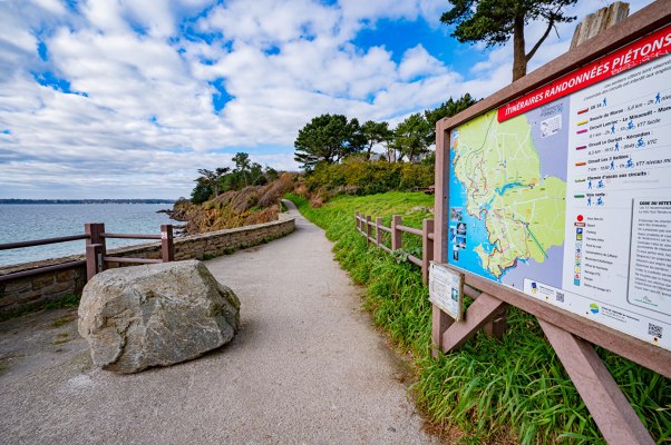 A vendre à deux pas de la plage des Sables Blancs - belle maison familiale à la rénovation contemporaine