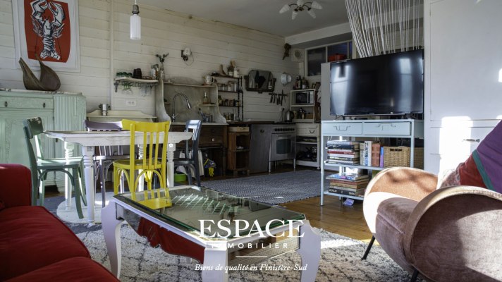 A vendre au centre-ville de Concarneau maison de charme &amp; emplacement prisé