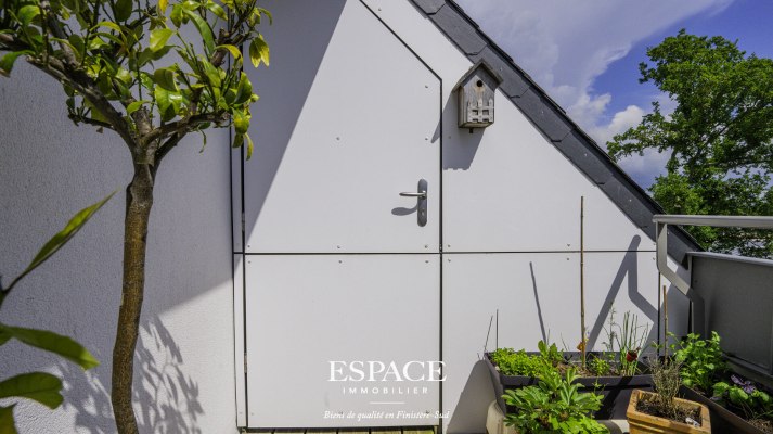 A vendre à Concarneau appartement d'exception 4 pièces de 102 m² en dernier étage avec grande