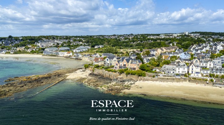A vendre Concarneau La Corniche appartement de 93 m2 face à la mer.