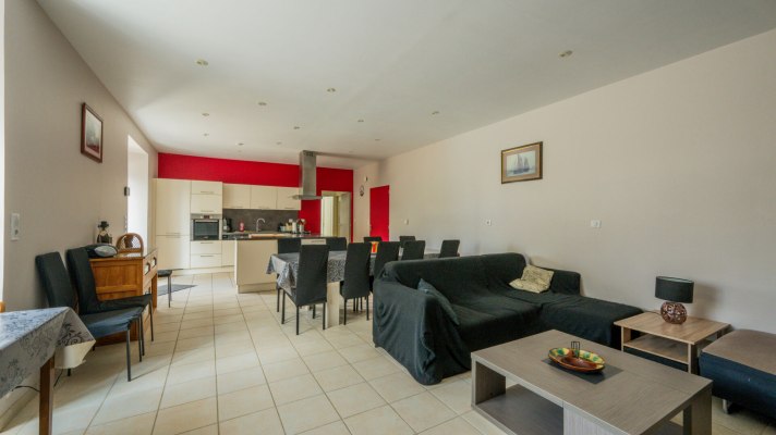 A vendre à la Foret-fouesnant - belle propriété de caractère avec deux maisons, piscine et dépendances