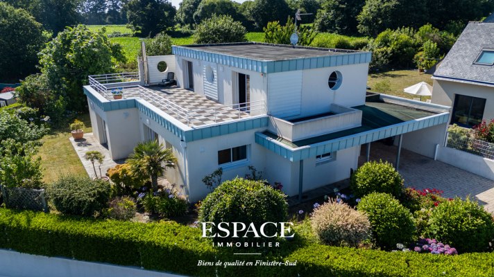 A vendre à Concarneau rive droite - maison contemporaine - architecture épurée, ascenseur, solarium - un bien rare entre centre-ville, plage et nature