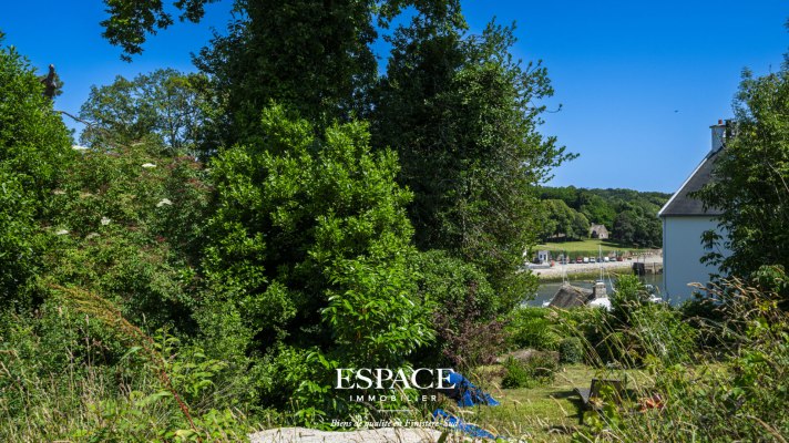 A vendre à NEVEZ - Terrain à bâtir de 1158 m2 à deux pas du port de Kerdruc