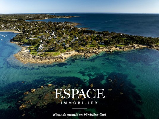 A vendre à Concarneau Le Cabellou à 100 m de la plage - Maison d'architecte avec piscine et jardin paysager