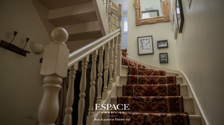 A vendre à Trégunc près des plages - charme breton - pierres anciennes et jardin paysager de 4 320 m²