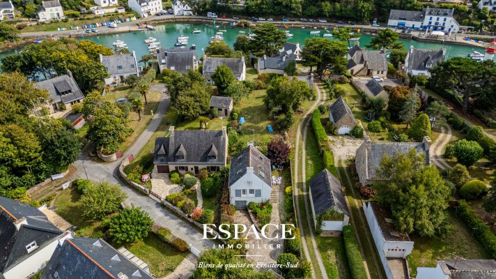A vendre à DOELAN maison avec beaucoup de charme à deux pas du port