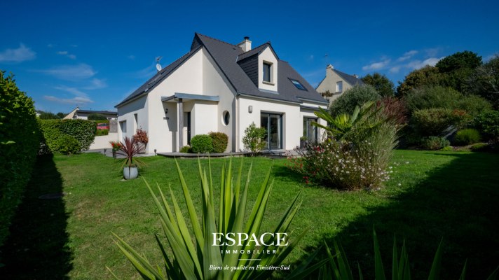 A vendre à Concarneau - contemporaine lumineuse et fonctionnelle de 2017 à deux pas de la voie verte