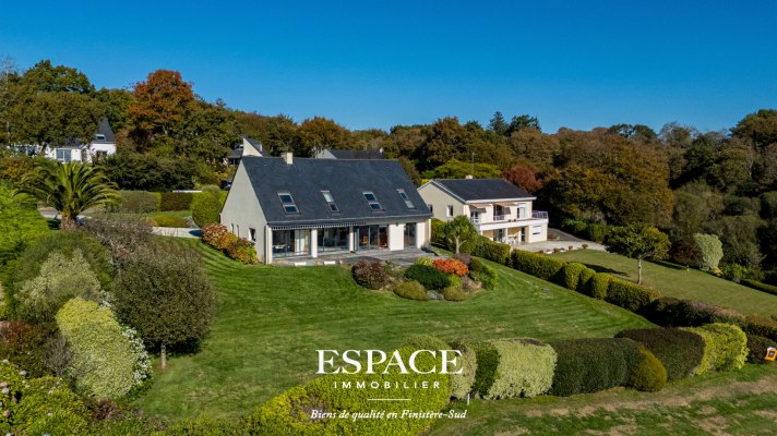 A vendre à la Foret-Fouesnant - Vue mer et Golf - maison familiale dans un cadre exceptionnel