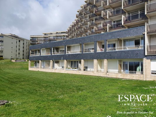 A vendre à Concarneau vue mer appartement contemporain 2 pièce(s) 46.47 m2 en rez de jardin