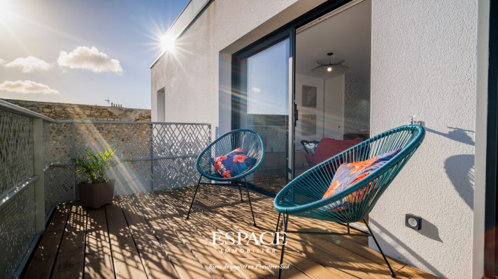 À vendre à CONCARNEAU - Bel appartement T1 avec balcon, prestations soignées et garage privatif