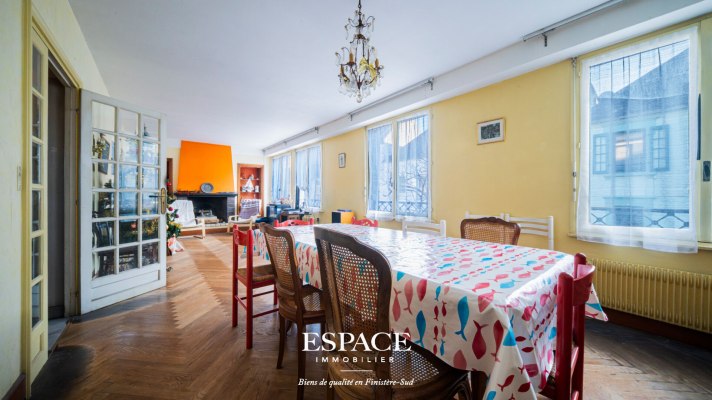 Coup de coeur - Concarneau centre-ville, maison familiale de près de 196 m² à rénover