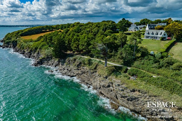 Concarneau Les Sables Blancs : maison contemporaine, volumes et proximité du littoral