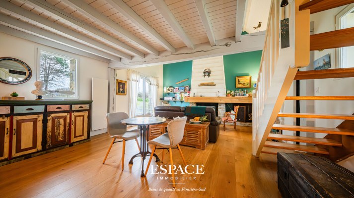 Concarneau Ouest  Maison sur 5 000 m² de terrain avec potager et grand hangar