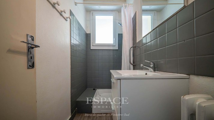 A vendre à Riec sur Belon maison avec dépendance et grand garage