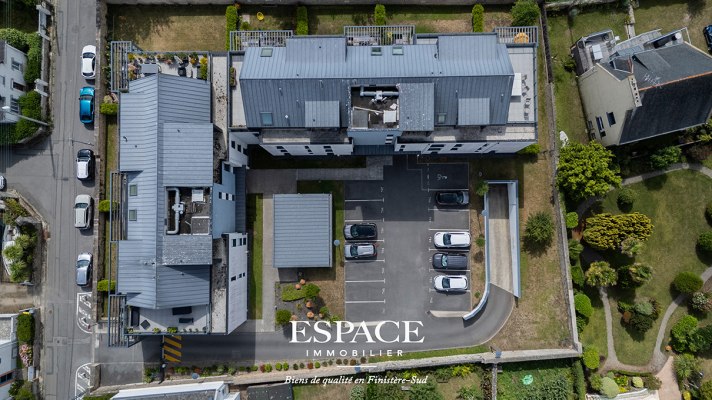 Concarneau arrière Corniche - appartement 4 pièces de 82.20 m² avec balcon, garage et parking privatif