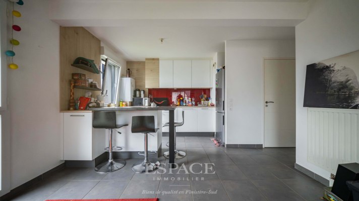 Concarneau arrière Corniche - appartement 4 pièces de 82.20 m² avec balcon, garage et parking privatif