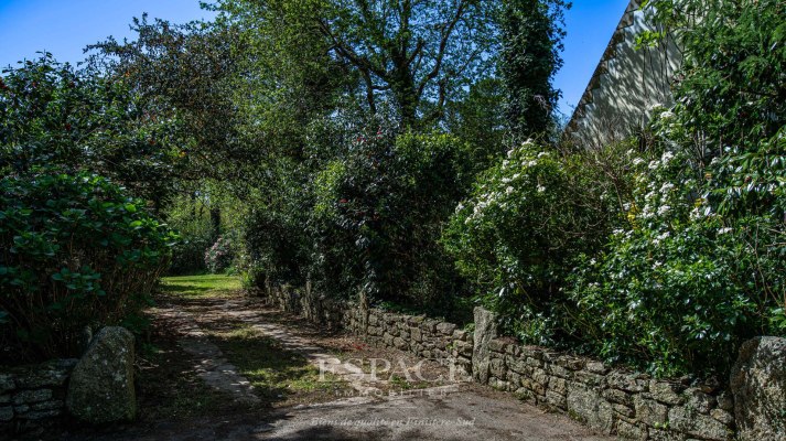 A vendre à Trégunc - un écrin de nature à deux pas de l'océan