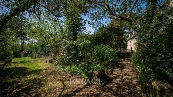 A vendre à Trégunc - un écrin de nature à deux pas de l'océan