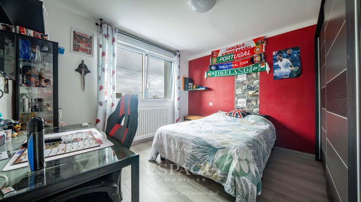 A vendre à Concarneau les Sables Blancs maison rénovée avec jardins