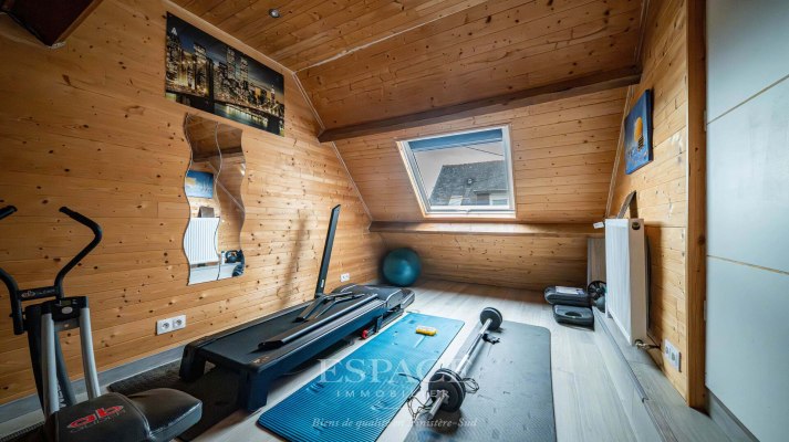 A vendre à Concarneau les Sables Blancs maison rénovée avec jardins