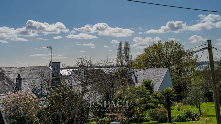 A vendre à Concarneau les Sables Blancs maison rénovée avec jardin
