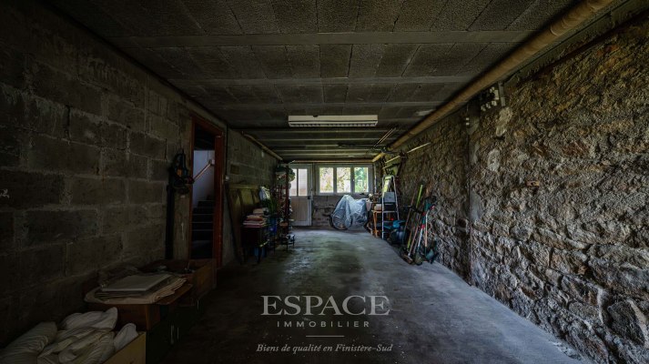 A vendre maison à fort potentiel près du bord de mer, quartier prisé de la Corniche à Concarneau