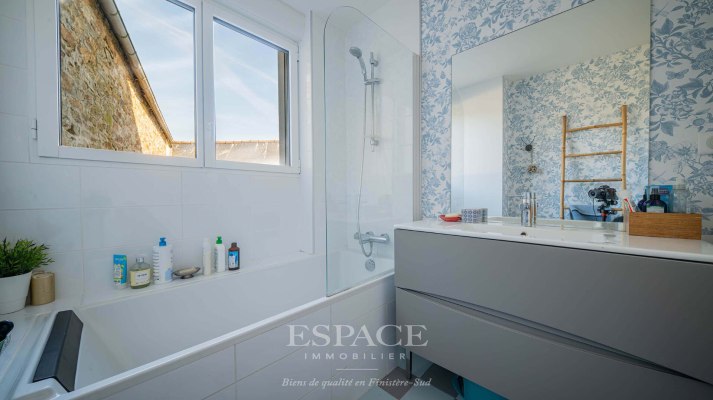 Concarneau - Le Passage : maison de charme avec jardin, esprit bord de mer