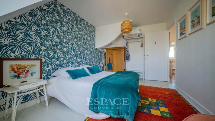 A vendre, à Concarneau, Maison rénovée avec jardin paysagé, à deux pas du bord de mer