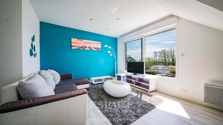 A Concarneau appartement T3 au dernier étage avec garage et place de parking privative