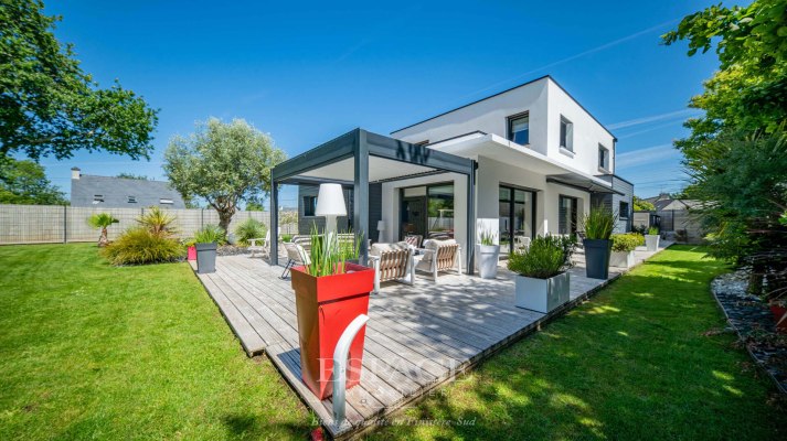 Maison Gouesnach 6 pièce(s) 181 m2