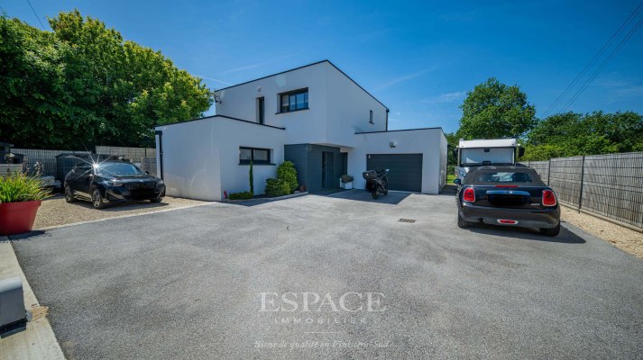 Maison Gouesnach 6 pièce(s) 181 m2