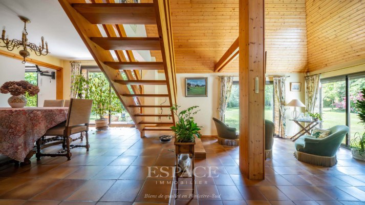 Maison d'architecte au coeur d'un parc paysager de 4 775 m² à vendre à Concarneau