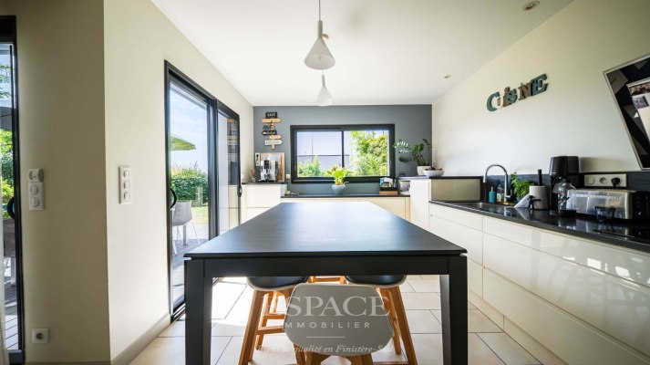 Quimper Cuzon - Maison contemporaine familiale avec jardin et sous-sol