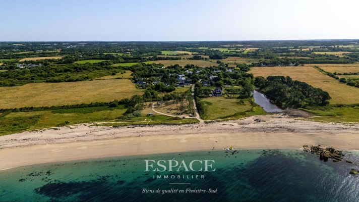 Trégunc - Authentique maison en pierres debout à réinventer à deux pas du littoral